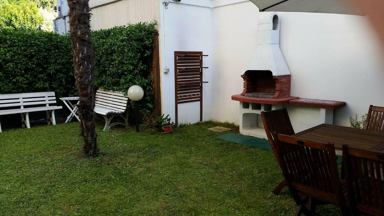 A Casa Di Clo Bed and Breakfast Pésaro Exterior foto