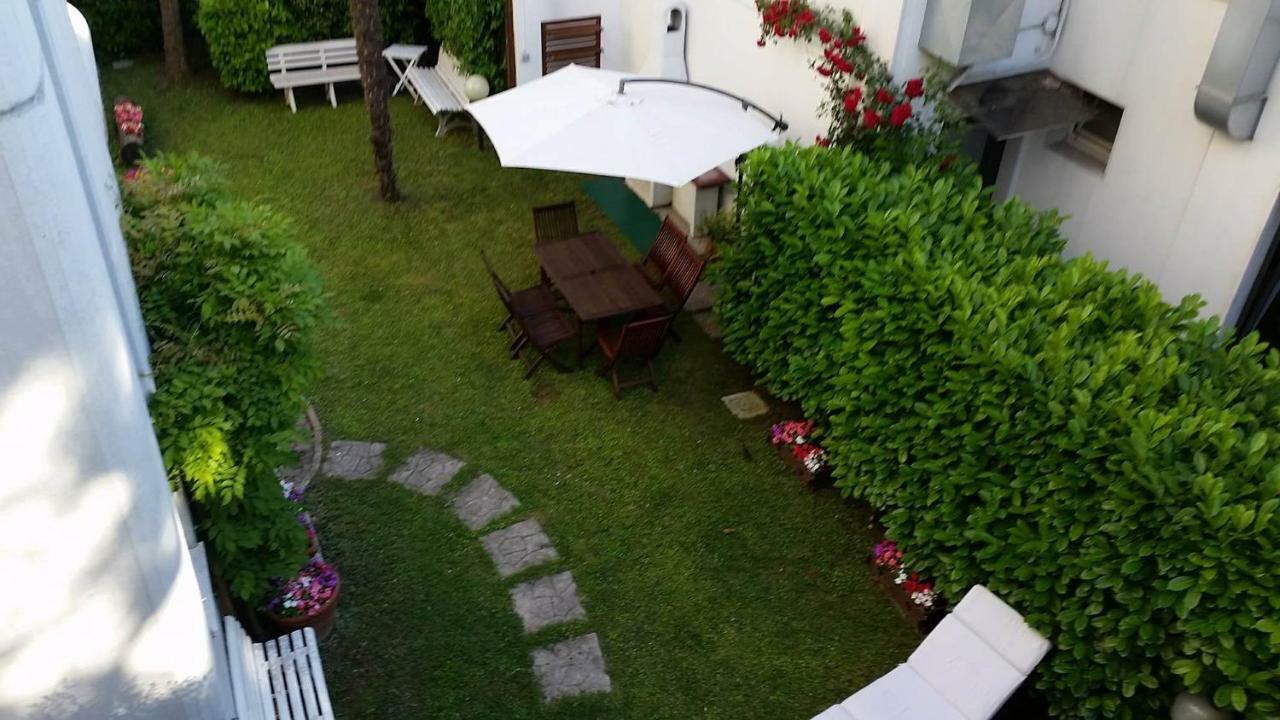 A Casa Di Clo Bed and Breakfast Pésaro Exterior foto